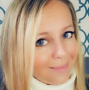 Meet your Posher, Genevieve